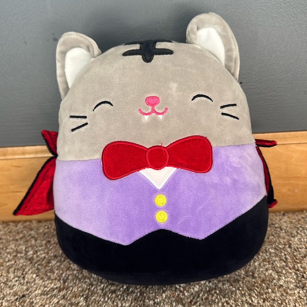 Vampire cat squishmallow.